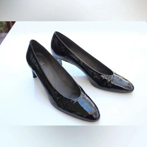 Stuart Weitzman pumps